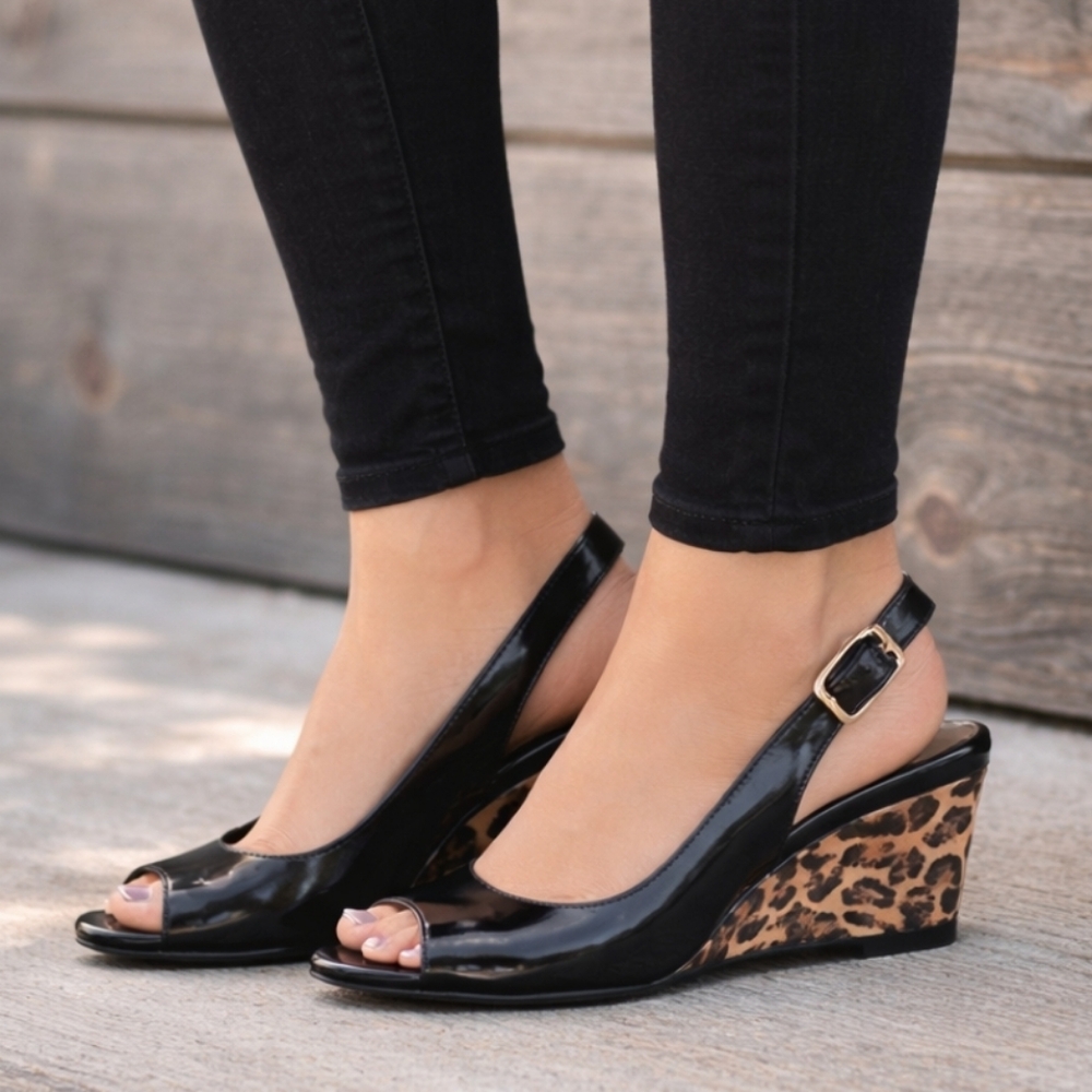 Bandolino Rollup Y2K Pop Glam Leopard Peep Toe Wedge Heels 8M